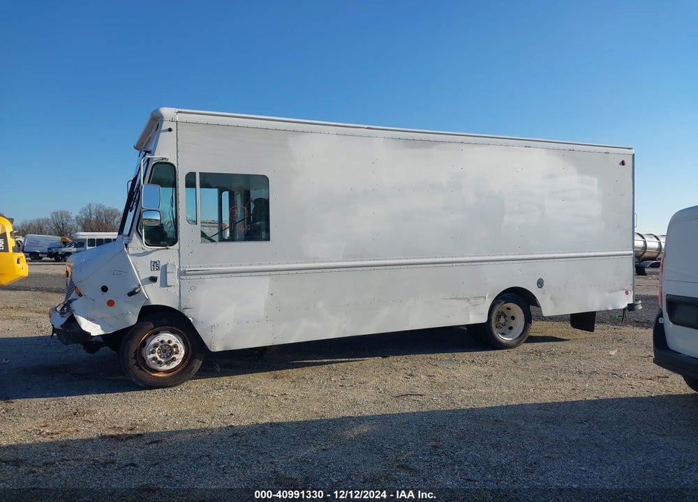 2008 WORKHORSE CUSTOM CHASSIS COMMERCIAL CHASSIS W42 VIN: 5B4KPD27583429236