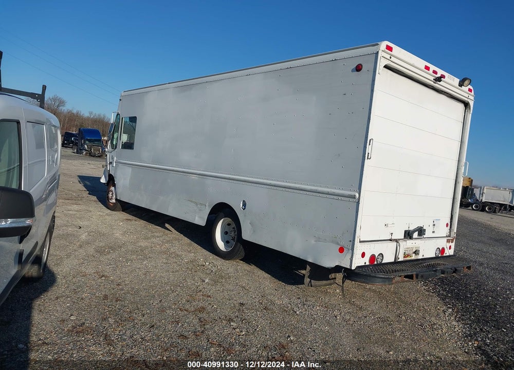 2008 WORKHORSE CUSTOM CHASSIS COMMERCIAL CHASSIS W42 VIN: 5B4KPD27583429236