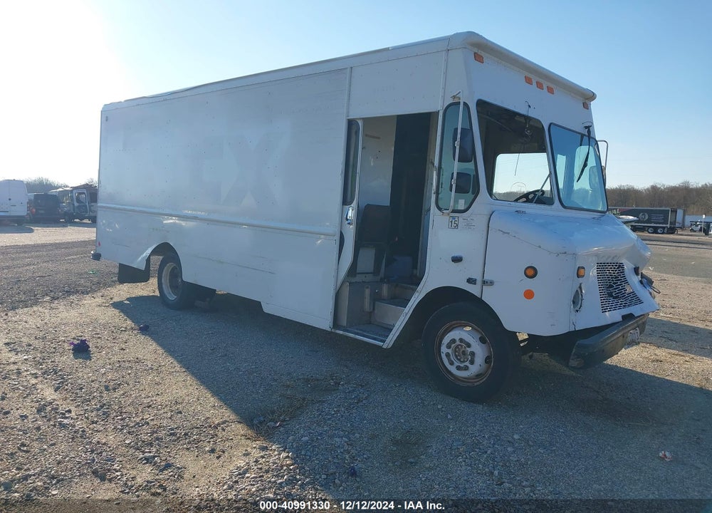 2008 WORKHORSE CUSTOM CHASSIS COMMERCIAL CHASSIS W42 VIN: 5B4KPD27583429236