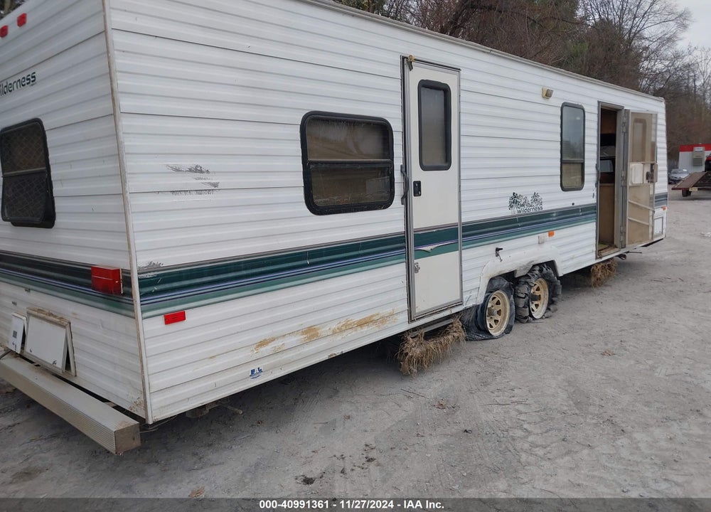 1995 WILDCAT CAMP TRL VIN: 1ED1R3026S2873049