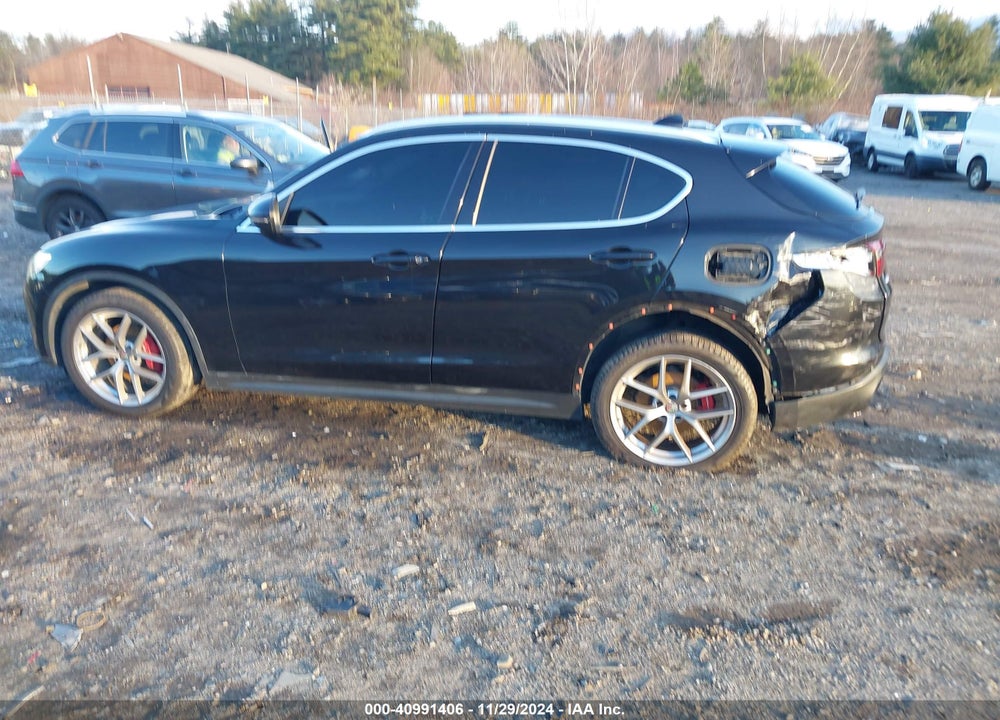 2018 ALFA ROMEO STELVIO AWD VIN: ZASFAKAN3J7C12260