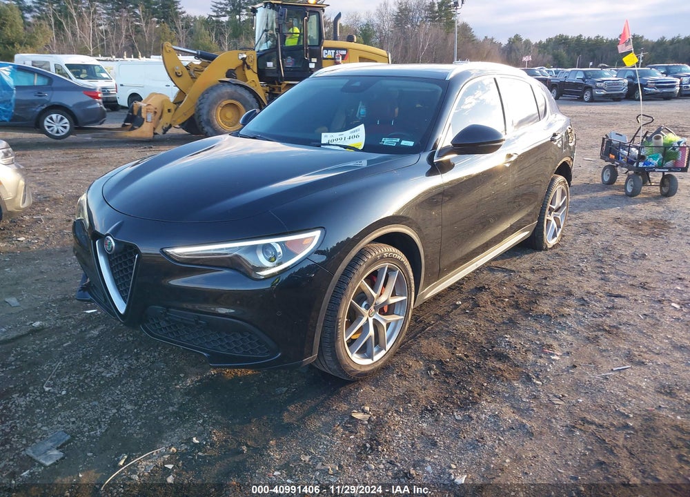 2018 ALFA ROMEO STELVIO AWD VIN: ZASFAKAN3J7C12260