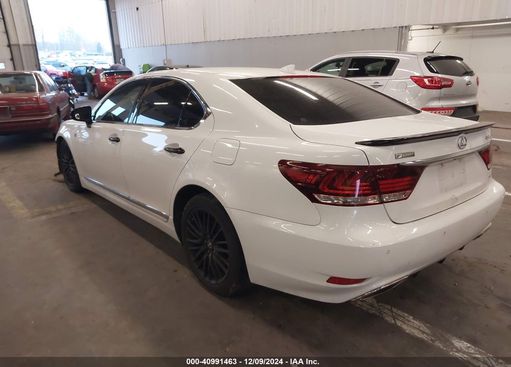 2015 LEXUS LS 460 CRAFTED LINE VIN: JTHCL5EF5F5024335