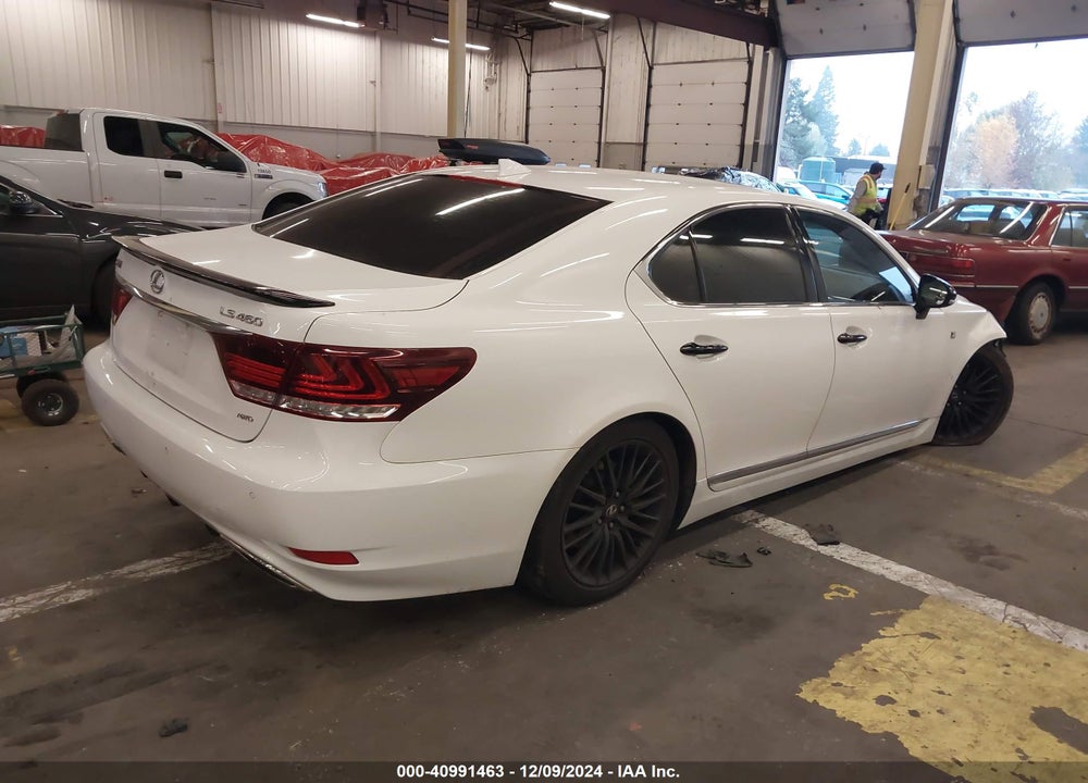 2015 LEXUS LS 460 CRAFTED LINE VIN: JTHCL5EF5F5024335