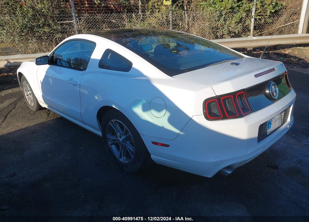 2014 FORD MUSTANG VIN: 1ZVBP8AM2E5305060
