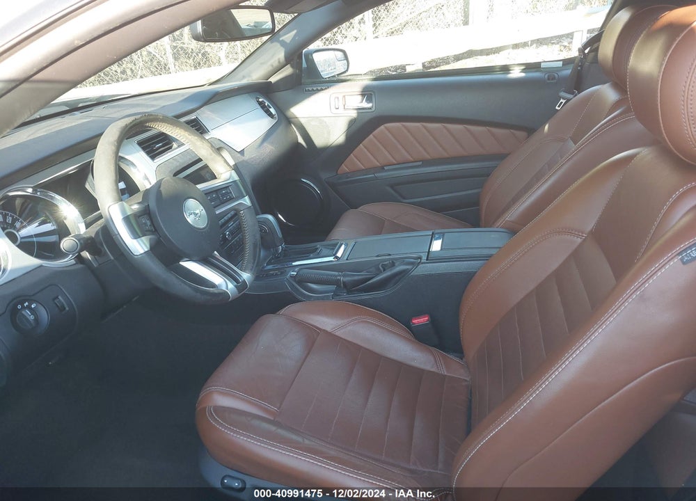 2014 FORD MUSTANG VIN: 1ZVBP8AM2E5305060