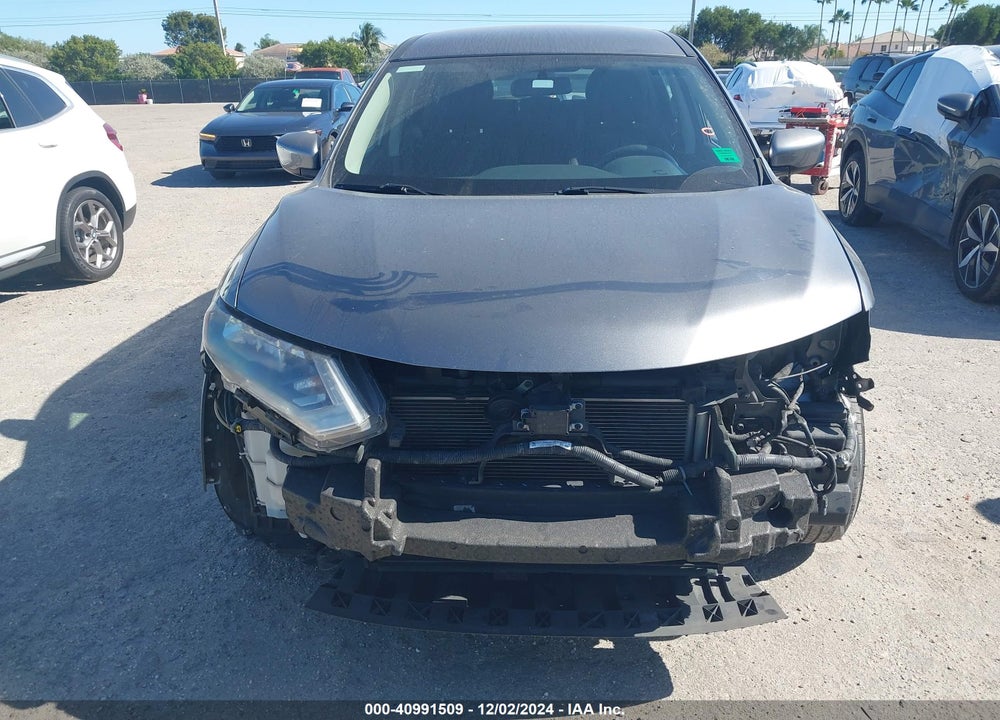 2017 NISSAN ROGUE S VIN: KNMAT2MT8HP583853