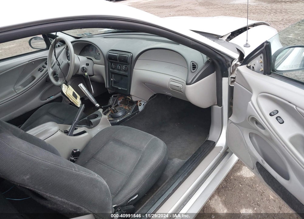 2000 FORD MUSTANG VIN: 1FAFP4049YF203631