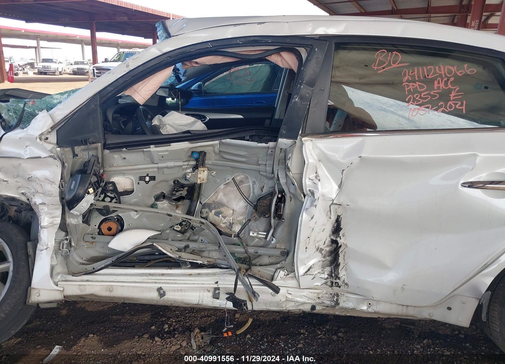 2015 NISSAN SENTRA VIN: 3N1AB7AP2FY282355