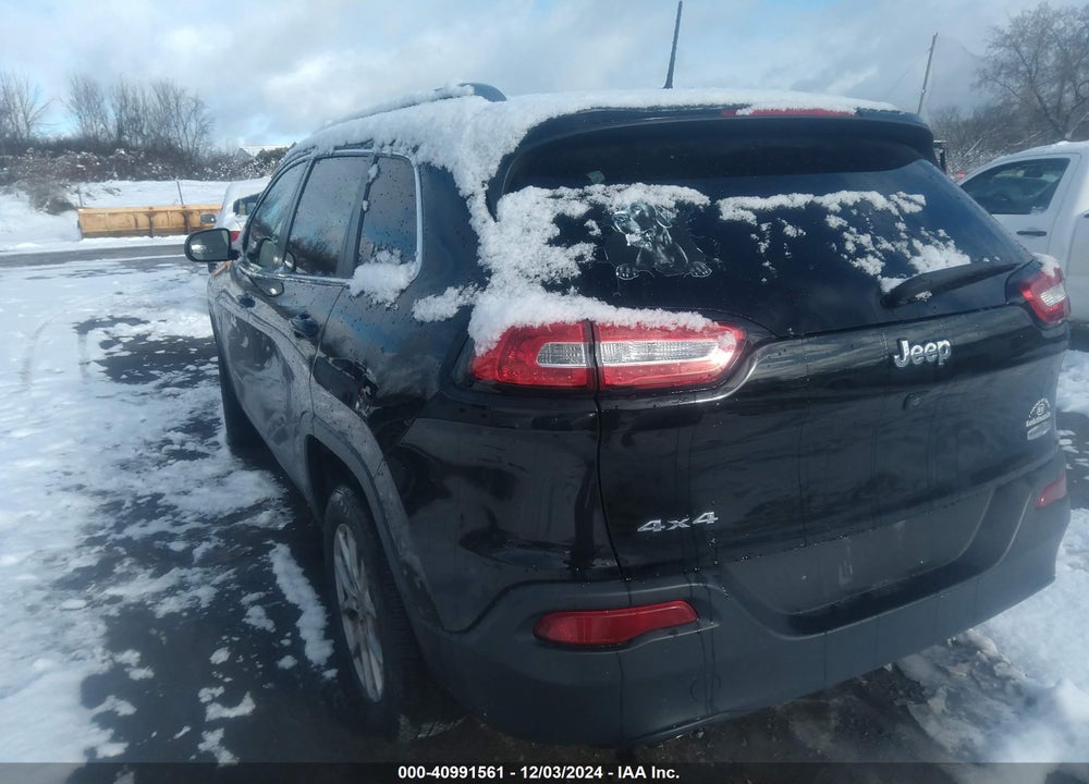 2017 JEEP CHEROKEE LATITUDE 4X4 VIN: 1C4PJMCB5HW512815