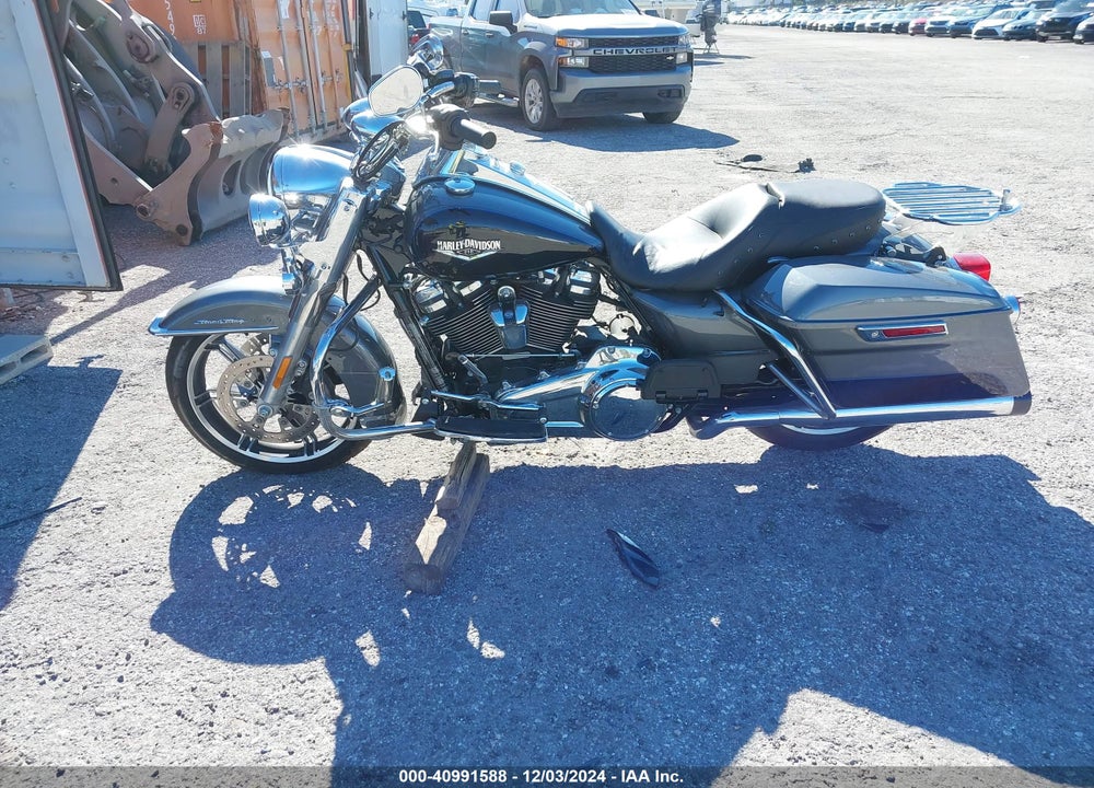 2022 HARLEY-DAVIDSON FLHR VIN: 1HD1FBC13NB653712