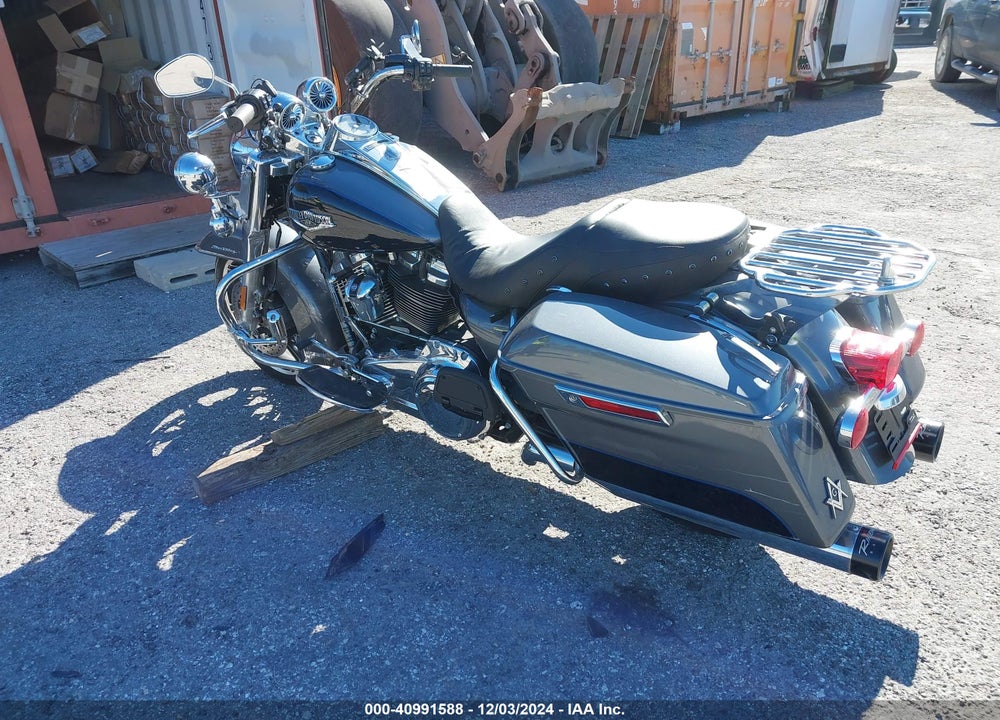 2022 HARLEY-DAVIDSON FLHR VIN: 1HD1FBC13NB653712