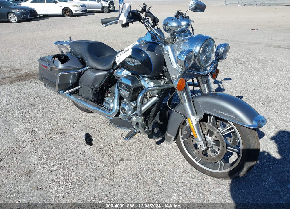 2022 HARLEY-DAVIDSON FLHR VIN: 1HD1FBC13NB653712