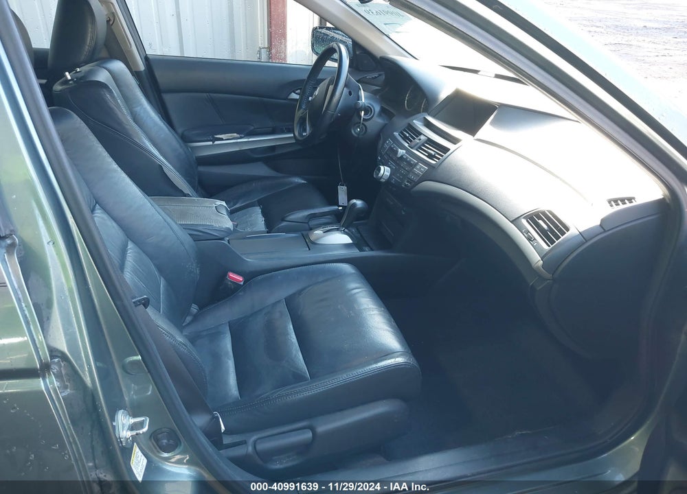 2009 HONDA ACCORD VIN: 1HGCP26899A062555