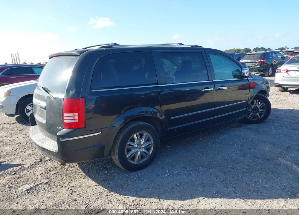 2008 CHRYSLER TOWN & COUNTRY LIMITED VIN: 2A8HR64X28R720395