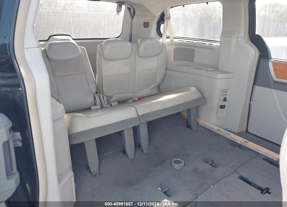 2008 CHRYSLER TOWN & COUNTRY LIMITED VIN: 2A8HR64X28R720395