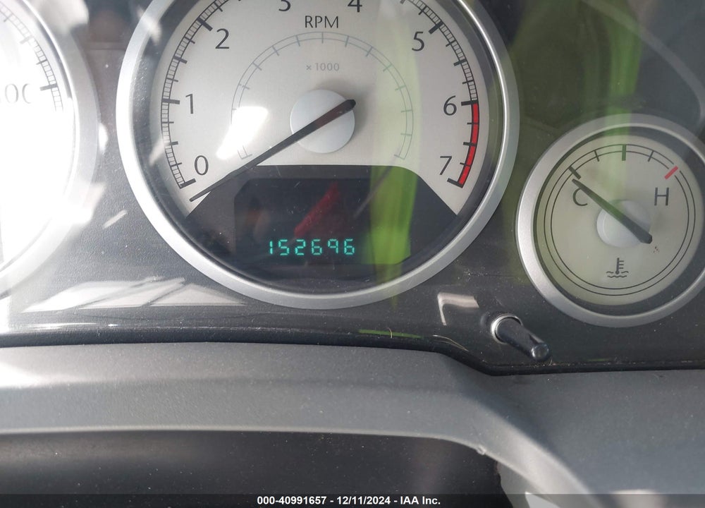 2008 CHRYSLER TOWN & COUNTRY LIMITED VIN: 2A8HR64X28R720395