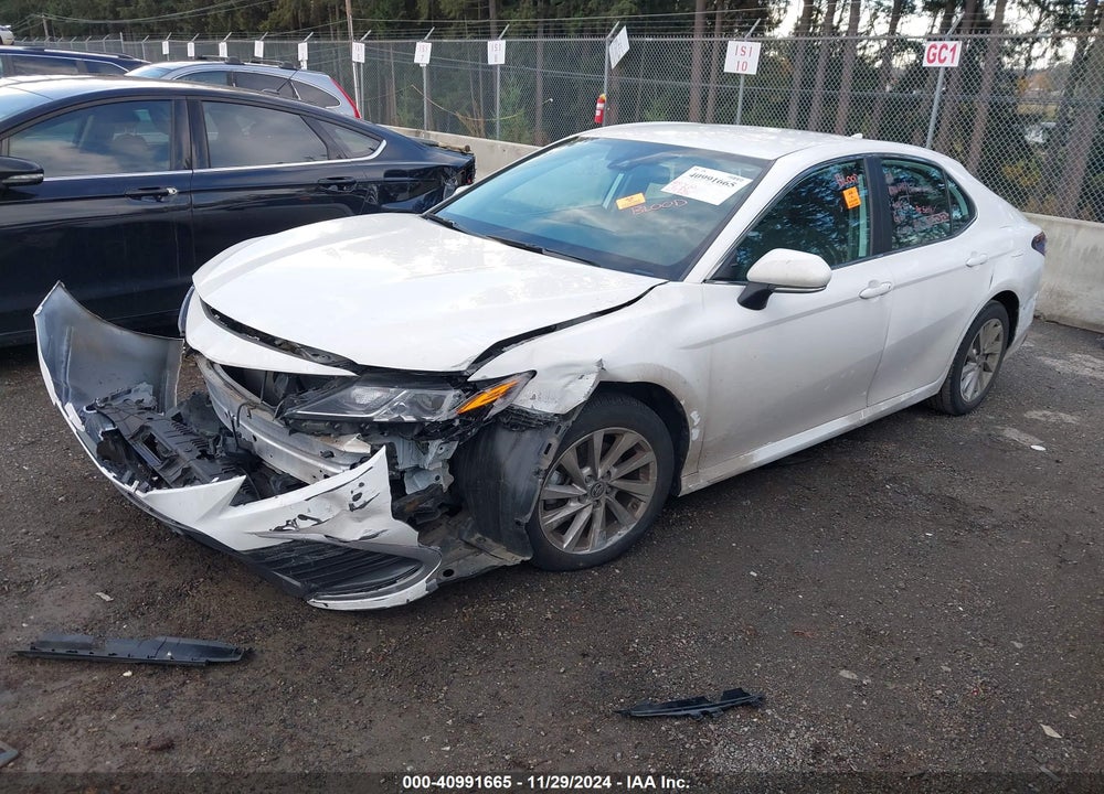 2022 TOYOTA CAMRY LE VIN: 4T1R11AK6NU056417