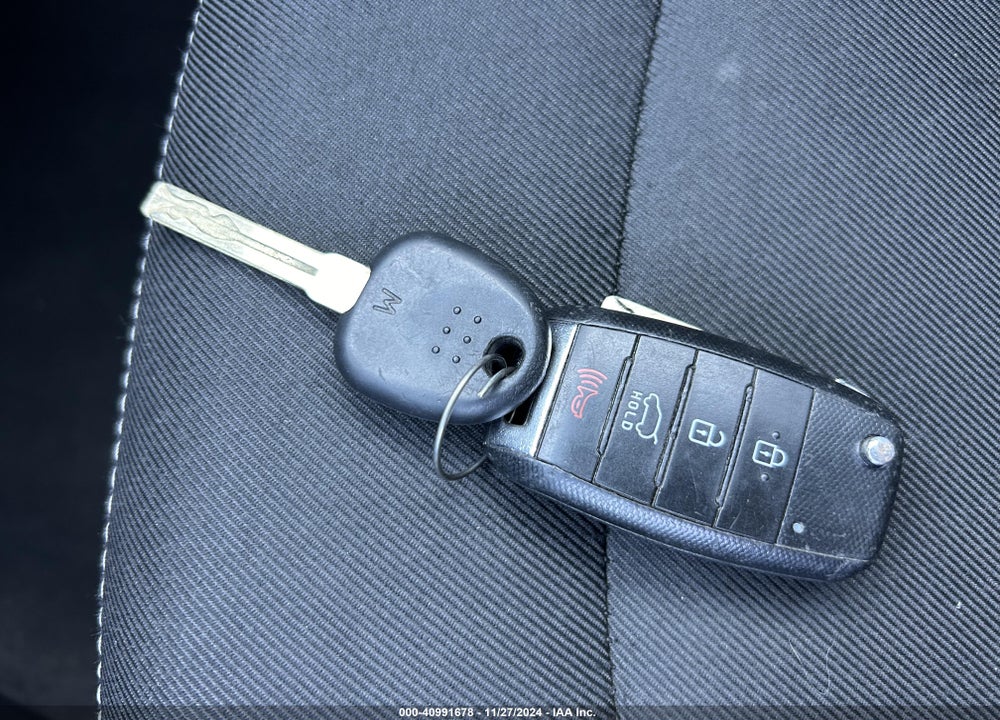 2018 KIA SOUL VIN: KNDJP3A59J7596410