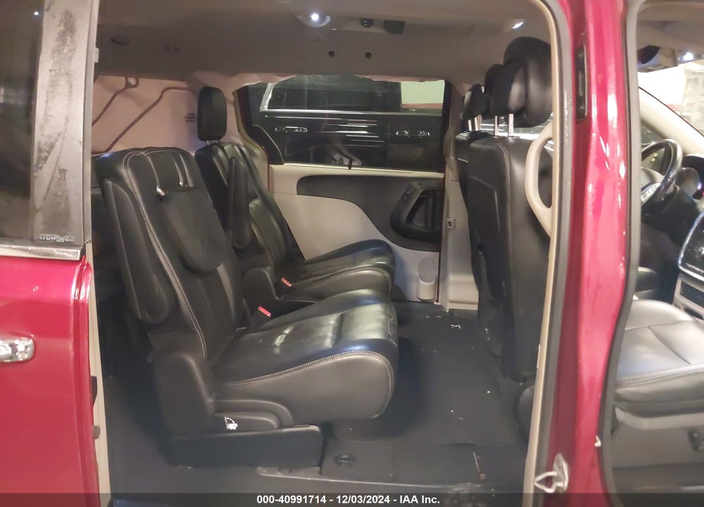 2011 CHRYSLER TOWN & COUNTRY TOURING-L VIN: 2A4RR8DGXBR676638
