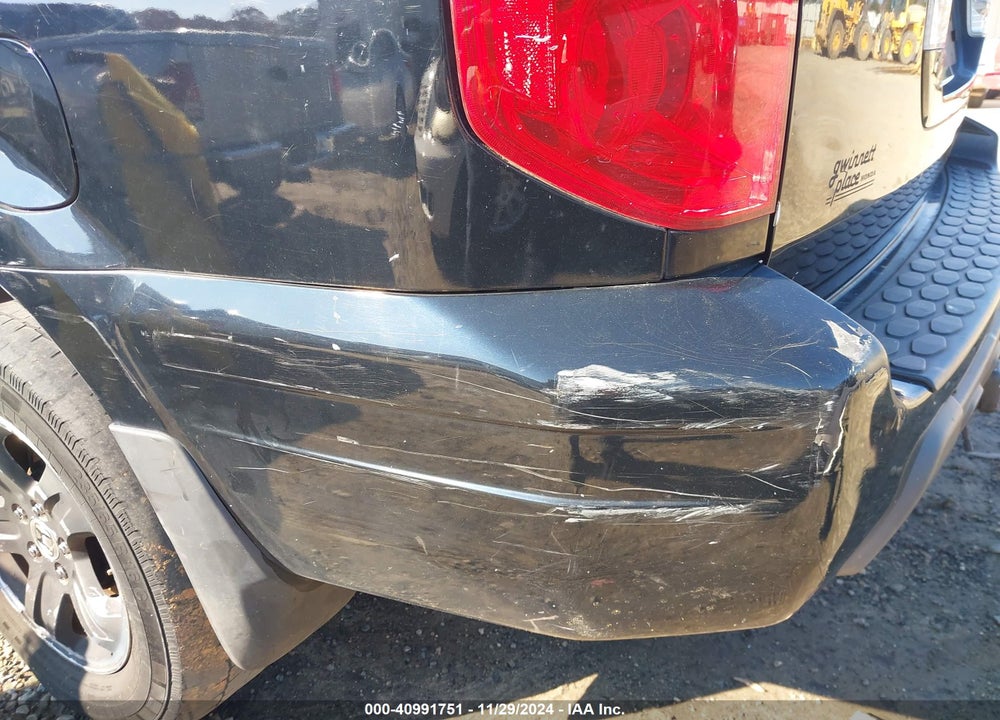 2004 HONDA PILOT EX VIN: 2HKYF18414H541971