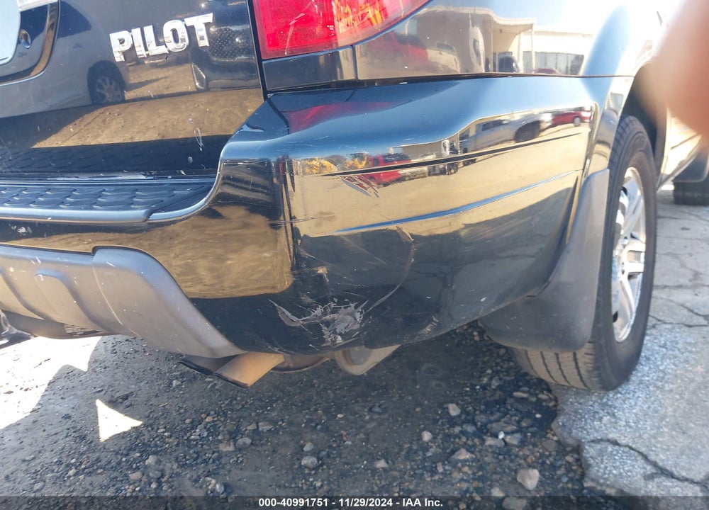2004 HONDA PILOT EX VIN: 2HKYF18414H541971