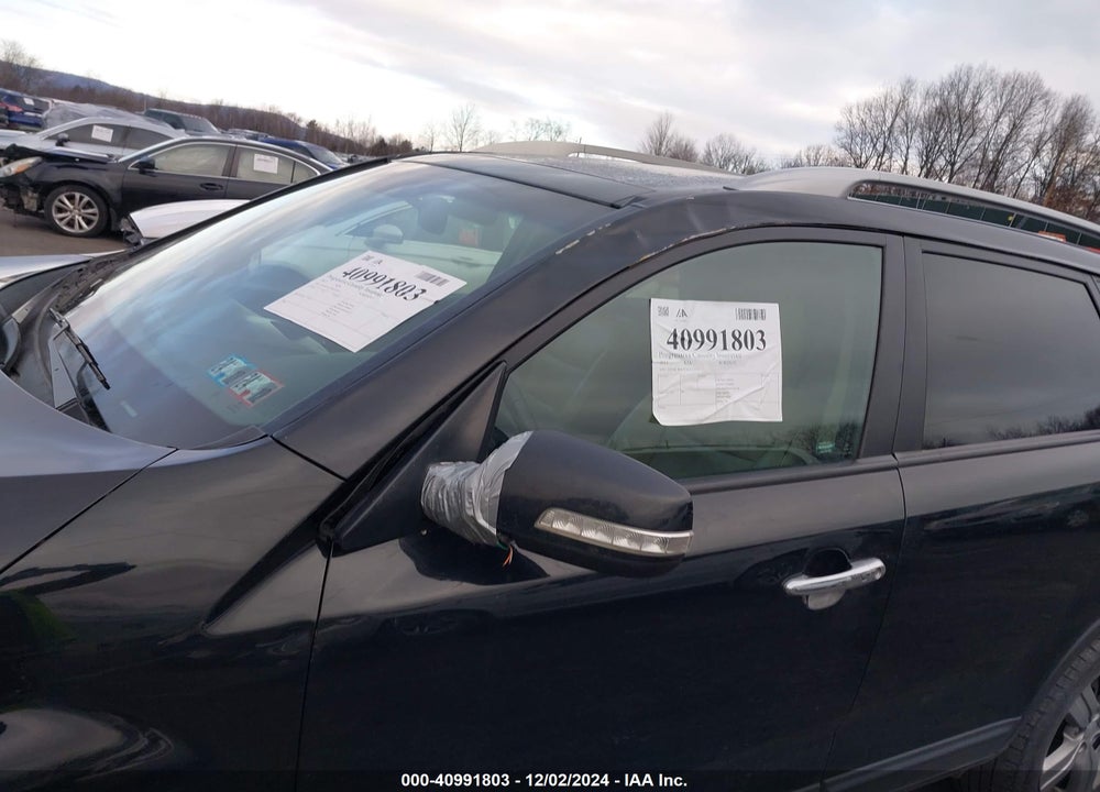 2013 KIA SORENTO EX V6 VIN: 5XYKUDA27DG413537