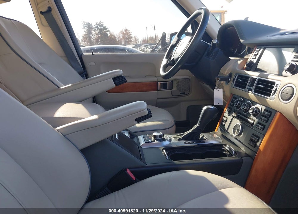 2008 LAND ROVER RANGE ROVER HSE VIN: SALME15468A267162