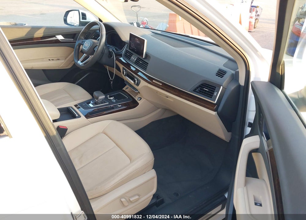 2018 AUDI Q5 2.0T PREMIUM VIN: WA1BNAFY8J2207054