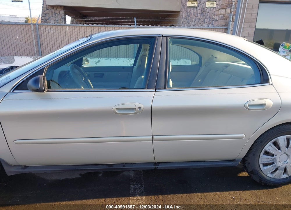 2005 MERCURY SABLE GS VIN: 1MEFM50U15A608480