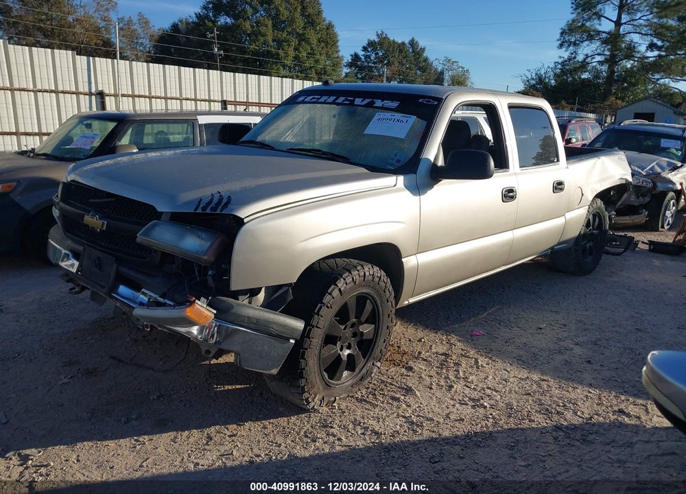 2004 CHEVROLET SILVERADO 1500 LS VIN: 2GCEK13T241315615