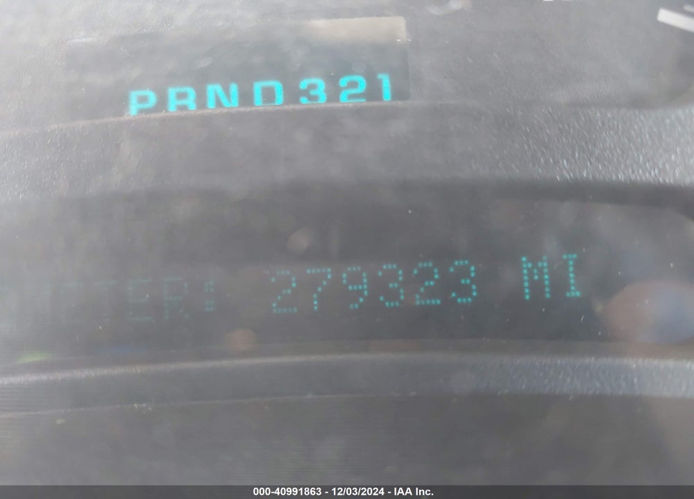 2004 CHEVROLET SILVERADO 1500 LS VIN: 2GCEK13T241315615