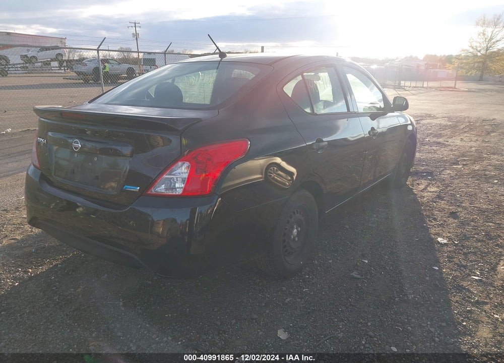 2015 NISSAN VERSA 1.6 S+ VIN: 3N1CN7AP3FL935286