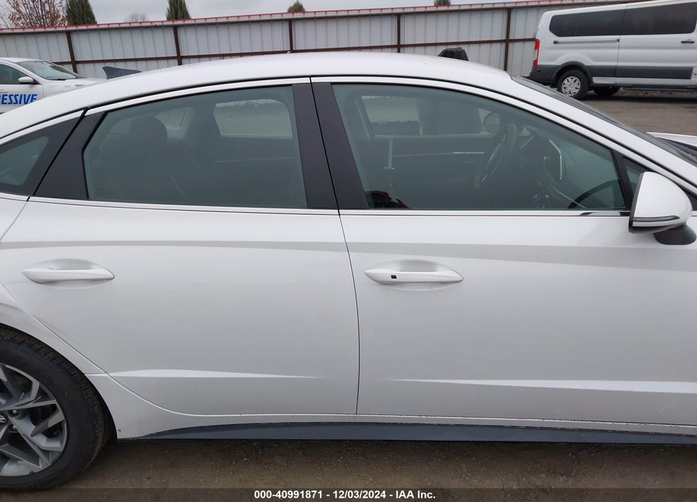 2023 HYUNDAI SONATA SEL VIN: KMHL64JA4PA259570