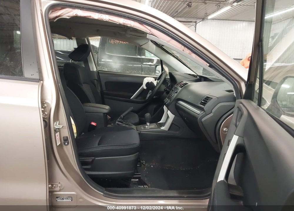 2014 SUBARU FORESTER 2.5I PREMIUM VIN: JF2SJAEC1EH558576