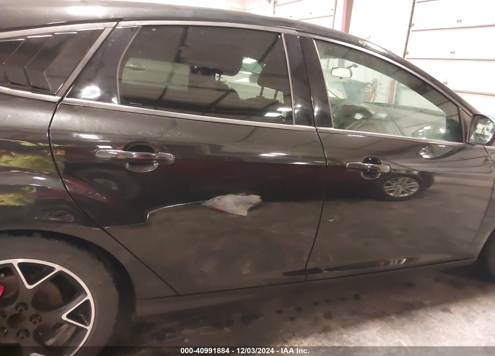 2014 FORD FOCUS SE VIN: 1FADP3K28EL229633