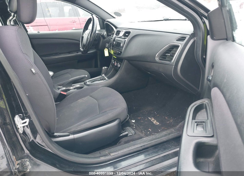 2014 CHRYSLER 200 LX VIN: 1C3CCBAB3EN167967