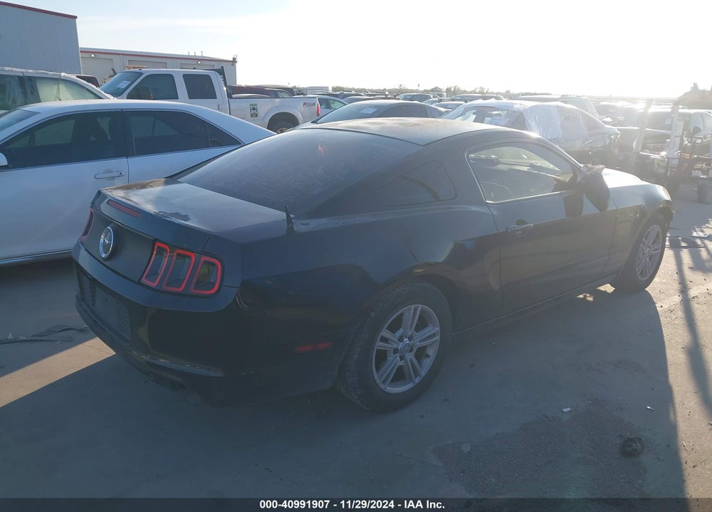2014 FORD MUSTANG VIN: 1ZVBP8AM1E5274576