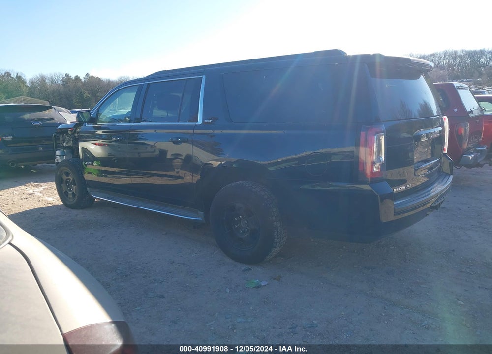 2015 GMC YUKON XL 1500 SLT VIN: 1GKS2HKC2FR192197