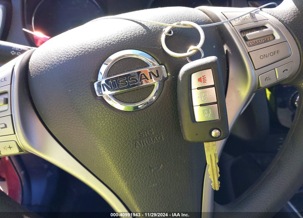 2016 NISSAN ROGUE S VIN: JN8AT2MT0GW011197