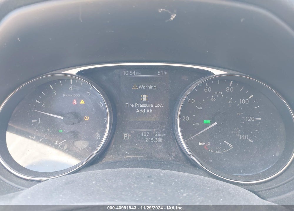 2016 NISSAN ROGUE S VIN: JN8AT2MT0GW011197