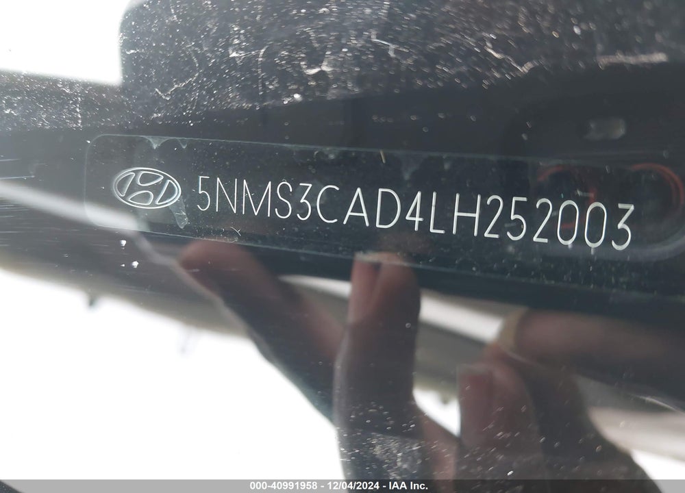 2020 HYUNDAI SANTA FE SEL VIN: 5NMS3CAD4LH252003