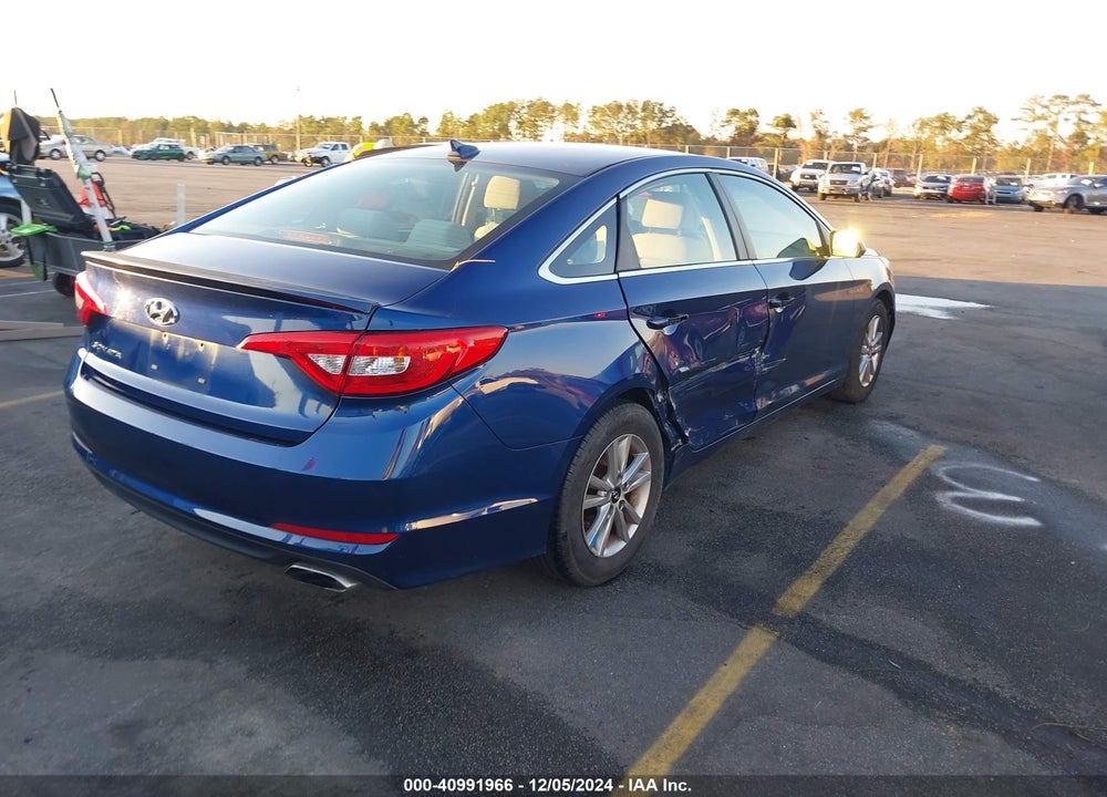 2015 HYUNDAI SONATA SE VIN: 5NPE24AF7FH157160