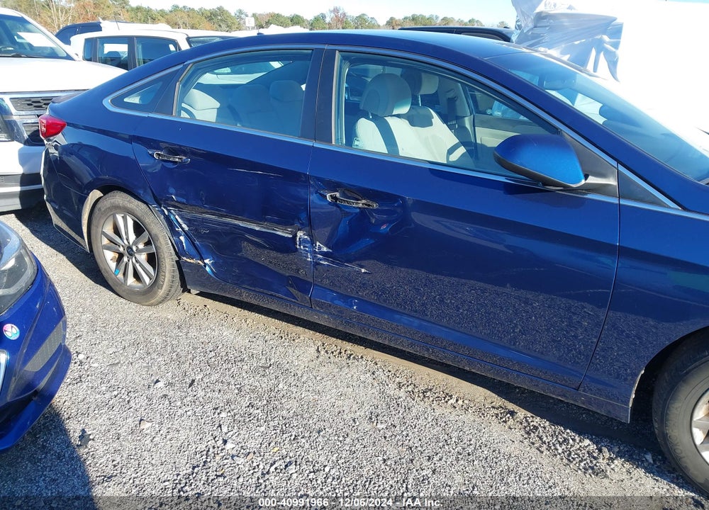 2015 HYUNDAI SONATA SE VIN: 5NPE24AF7FH157160