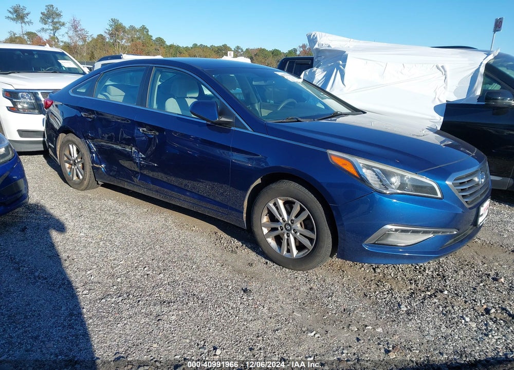 2015 HYUNDAI SONATA SE VIN: 5NPE24AF7FH157160