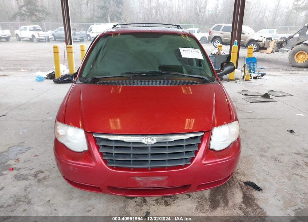 2006 CHRYSLER TOWN & COUNTRY LX VIN: 2A8GP44R16R743560