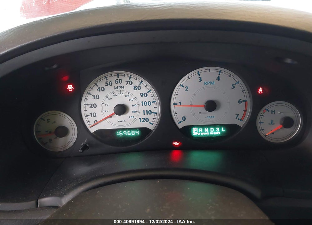 2006 CHRYSLER TOWN & COUNTRY LX VIN: 2A8GP44R16R743560