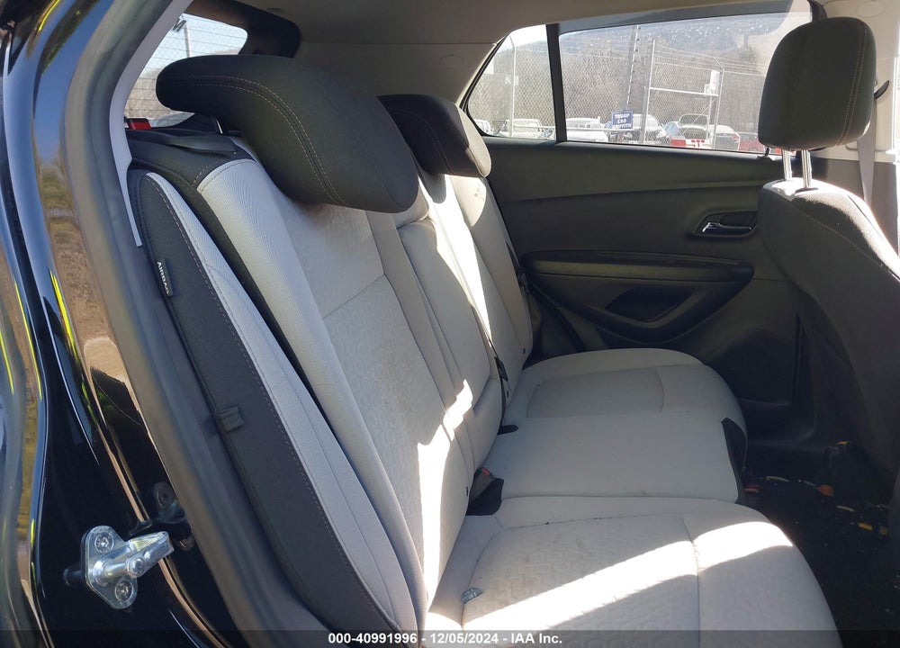 2022 CHEVROLET TRAX FWD LS VIN: KL7CJKSM5NB544704
