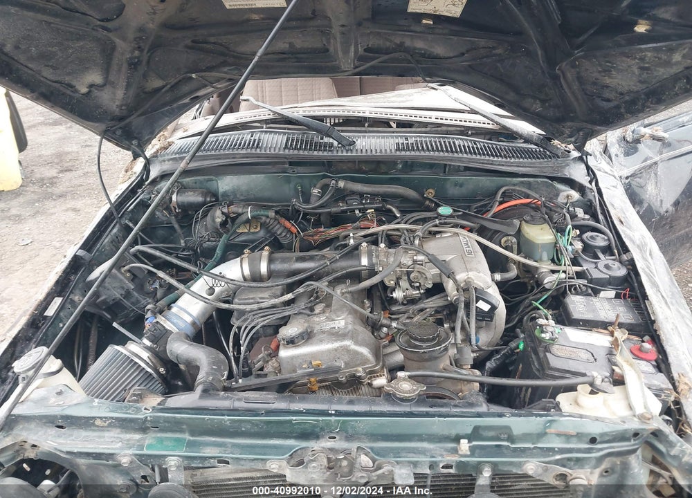 1998 TOYOTA 4RUNNER VIN: JT3HM84R5W0028825