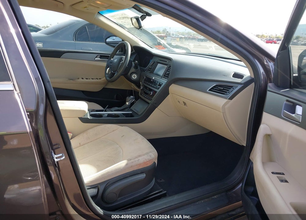 2016 HYUNDAI SONATA SE VIN: 5NPE24AF7GH410348